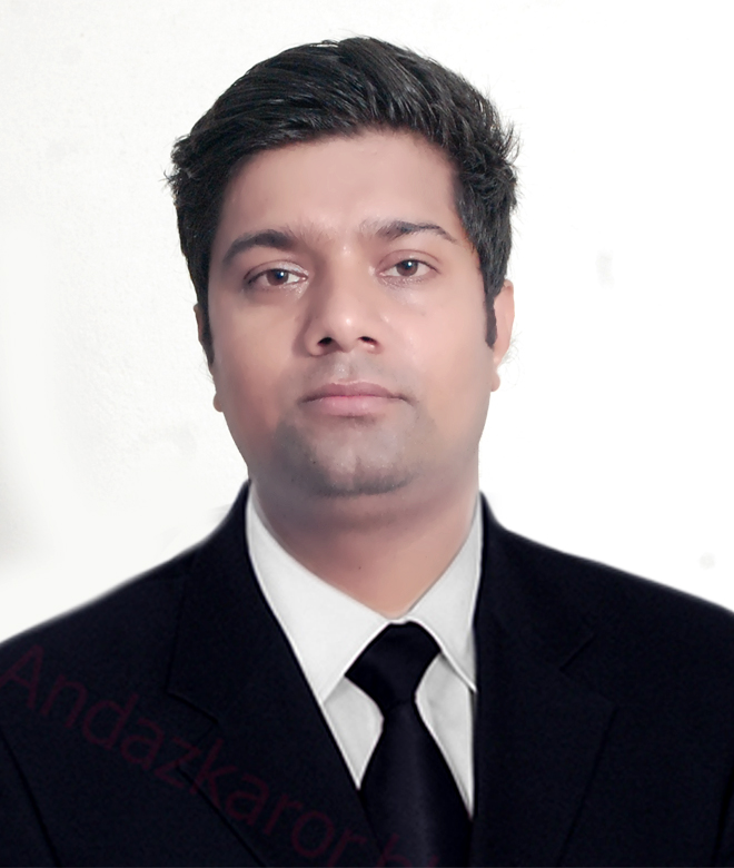 Manager Photo